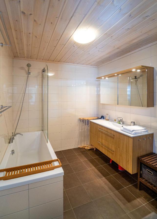 Three-Bedroom Holiday Cottage Tjorhom Eksteriør bilde