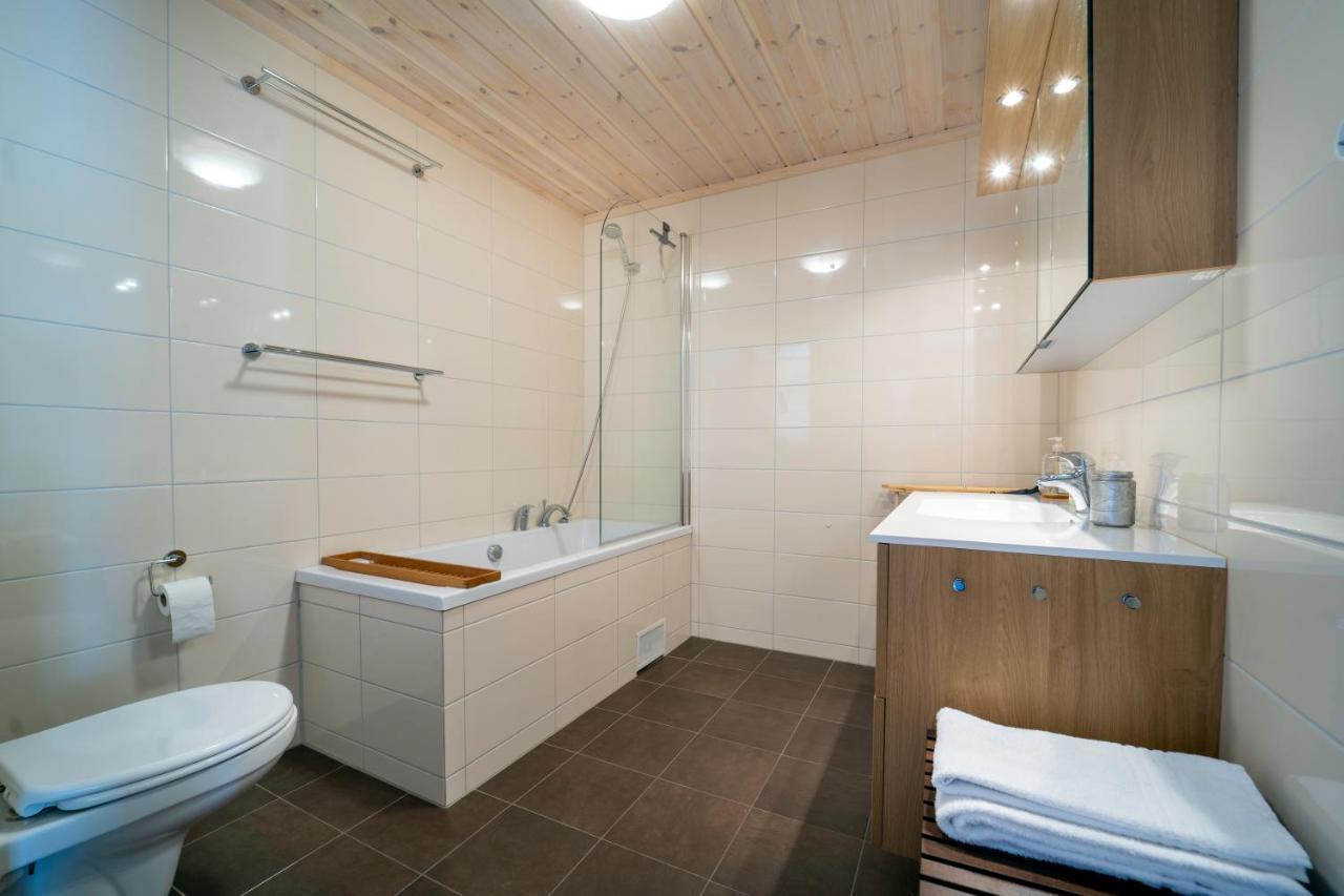 Three-Bedroom Holiday Cottage Tjorhom Eksteriør bilde
